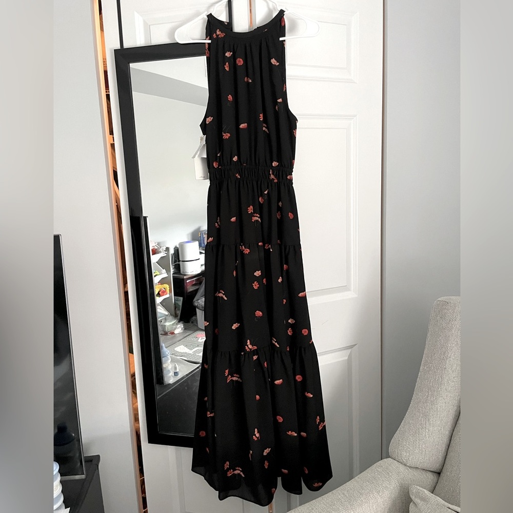 NWT. Wilfred Effet dress from Aritzia in black with red florals